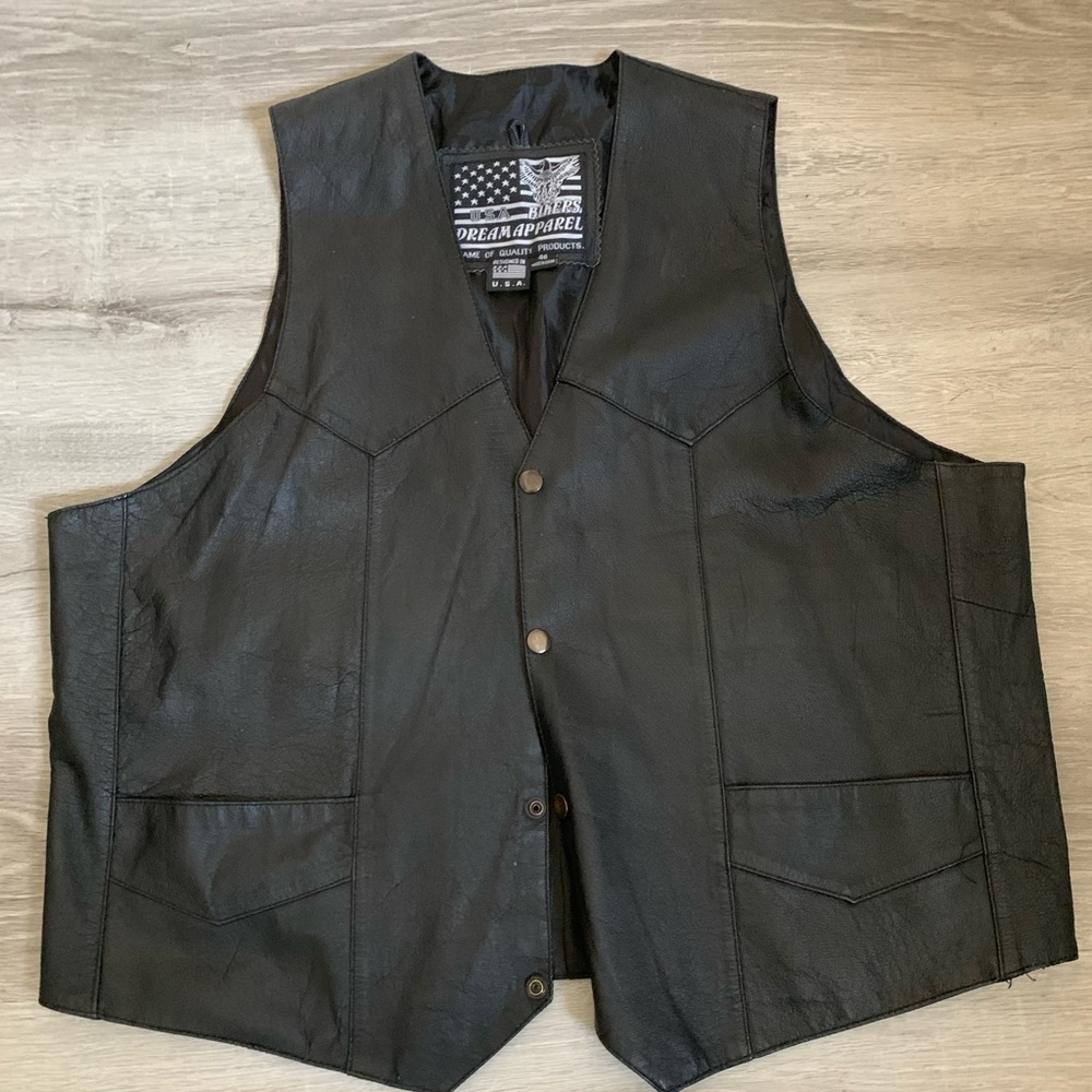 USA Bikers Dream Apparel Motorcycle Leather Vest Button Men Sz 46 XL